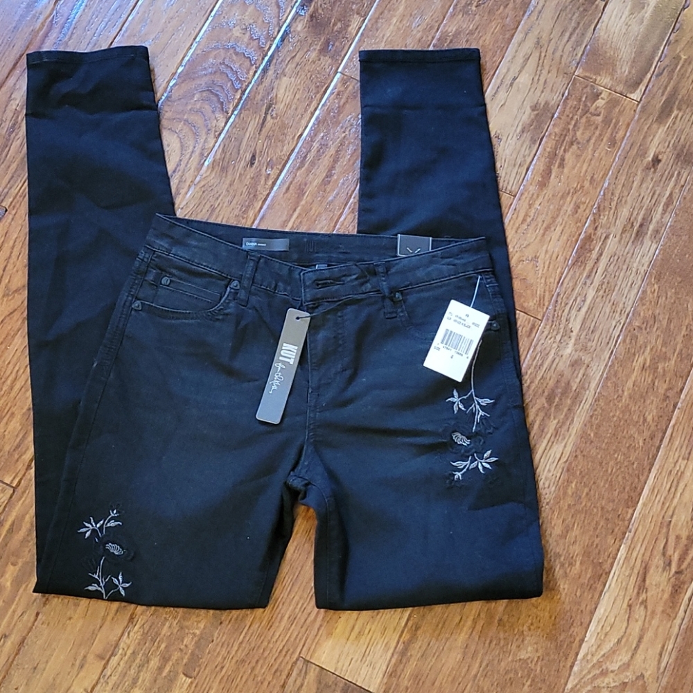 Diana black embroidered skinny jeans brand new - Picture 2 of 7